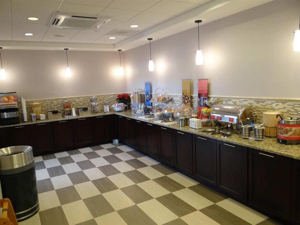 Hampton Inn Carlstadt At The Meadowlands Restaurant foto